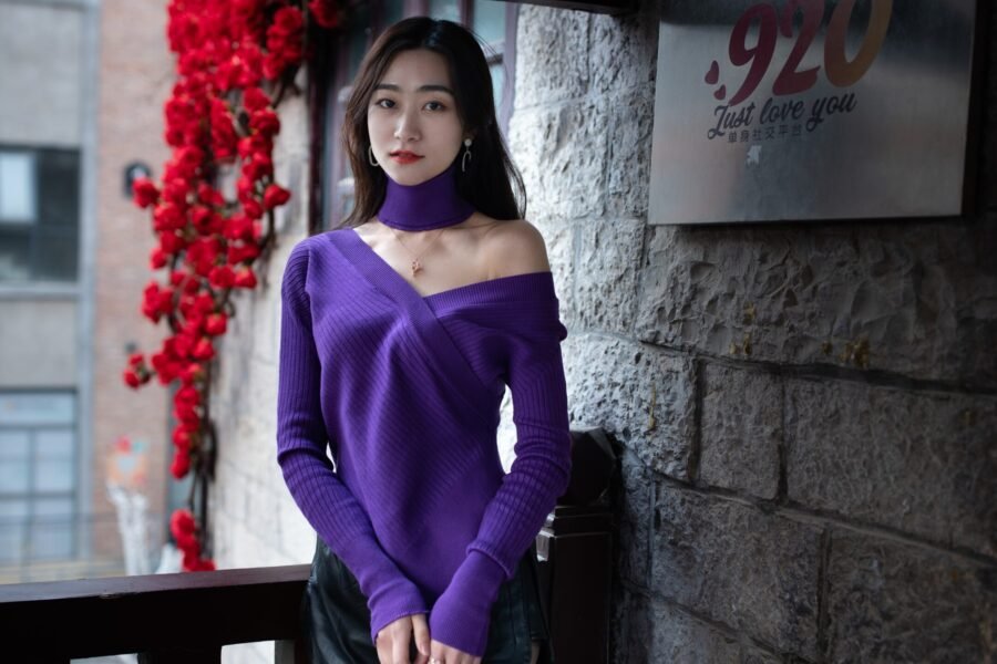What Colors Goes With Purple Clothes?