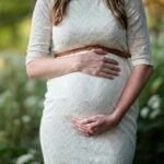 When To Start Wearing Maternity Clothes?